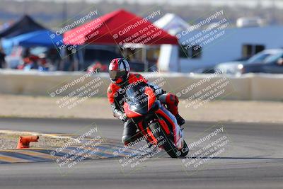 media/Dec-18-2022-SoCal Trackdays (Sun) [[8099a50955]]/Turn 2 (950am)/